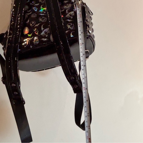 LOUNGEFLY DISNEY The Nightmare before Christmas Black Holographic Mini Backpack - Picture 10 of 12